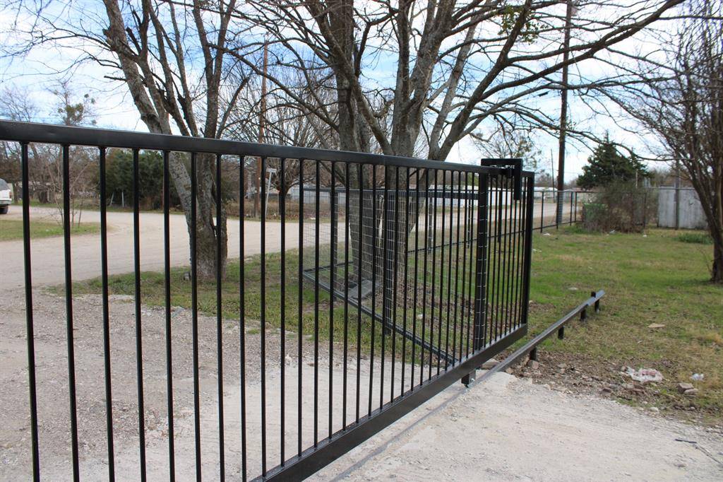 Quinlan, TX 75474,4059 Private Road 2280