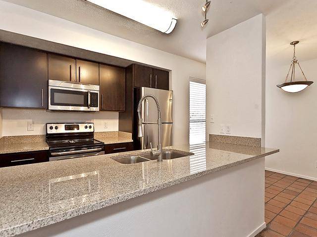 Dallas, TX 75206,5909 Birchbrook Drive #127