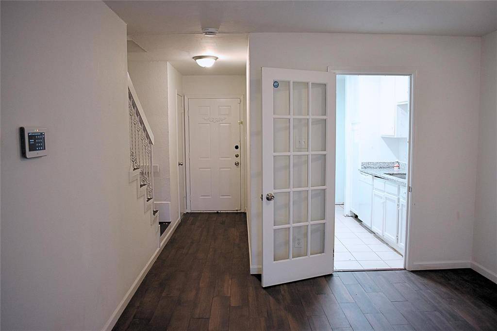 Fort Worth, TX 76133,7415 Kingswood Drive