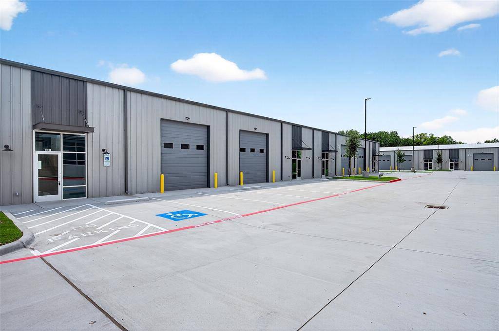 Sherman, TX 75092,304 Progress Drive #C