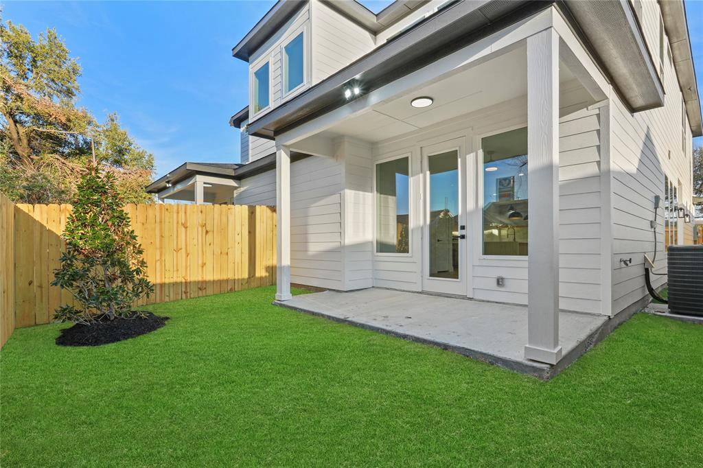 Dallas, TX 75215,1709 & 1711 Garden Drive