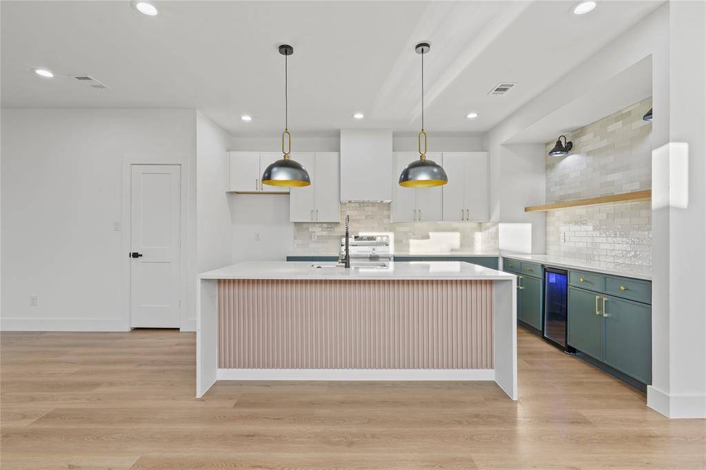 Dallas, TX 75215,1709 & 1711 Garden Drive