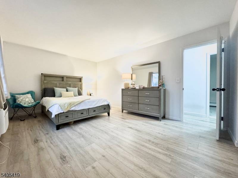 Woodbridge Twp., NJ 07095,528 Cricket Ln