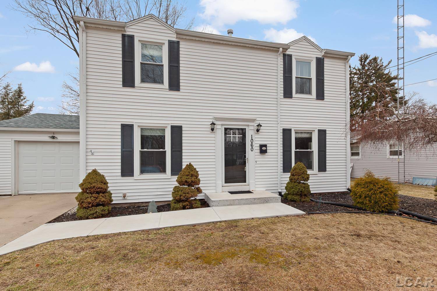 Adrian, MI 49221,1060 Scottdale Drive DR