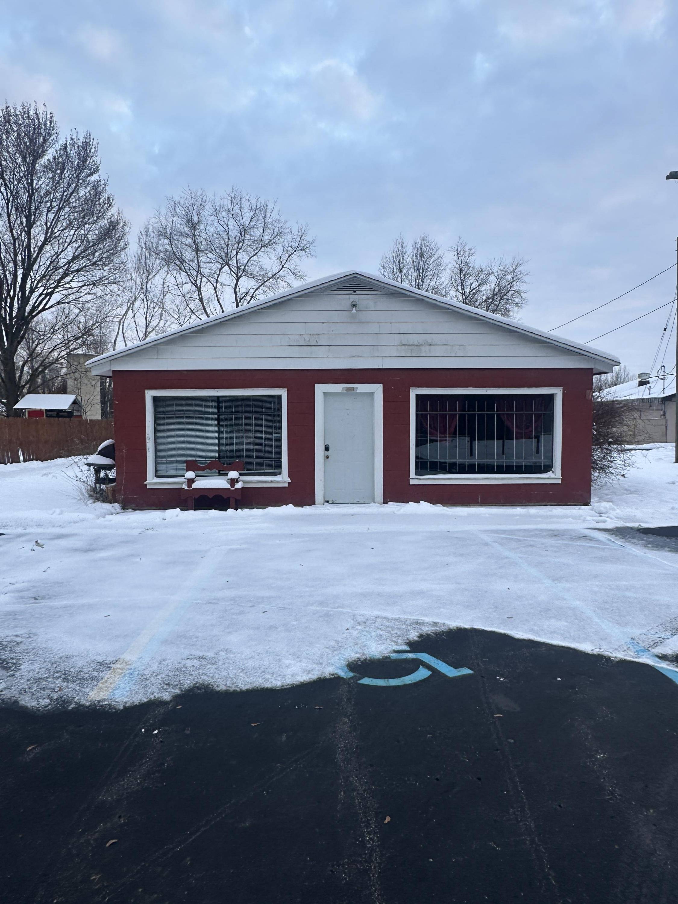 Albion, MI 49224,16987 W Michigan AVE