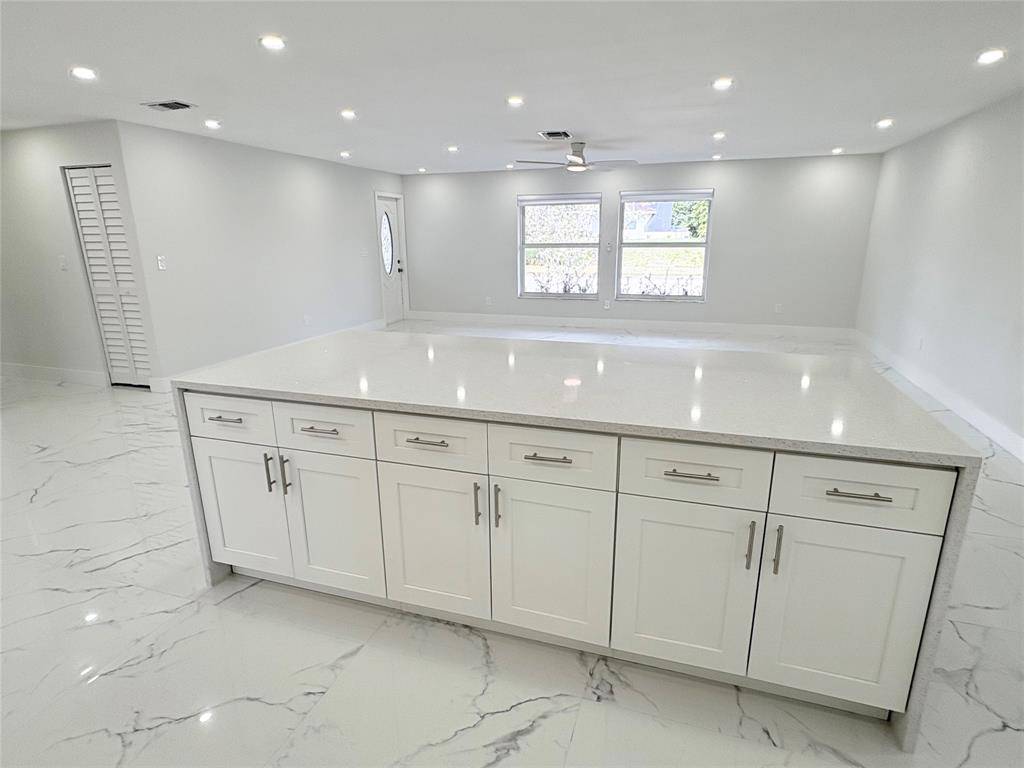 Coral Springs, FL 33065,9900 NW 39th Ct