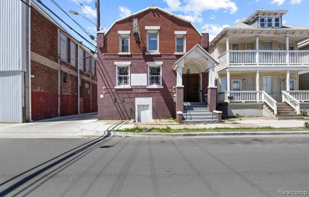 Hamtramck, MI 48212,2935 YEMANS ST