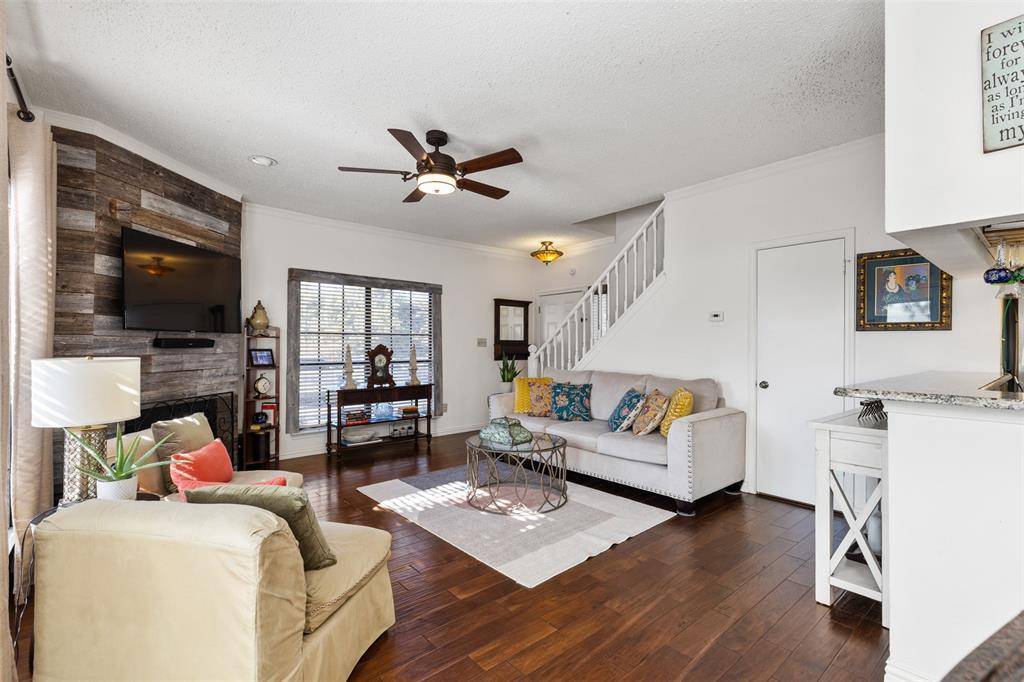 Dallas, TX 75254,5619 Preston Oaks Rd #502