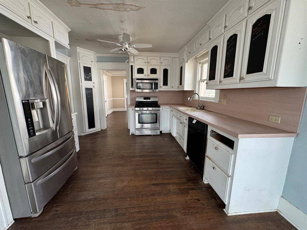 Cleburne, TX 76033,805 Prairie Avenue