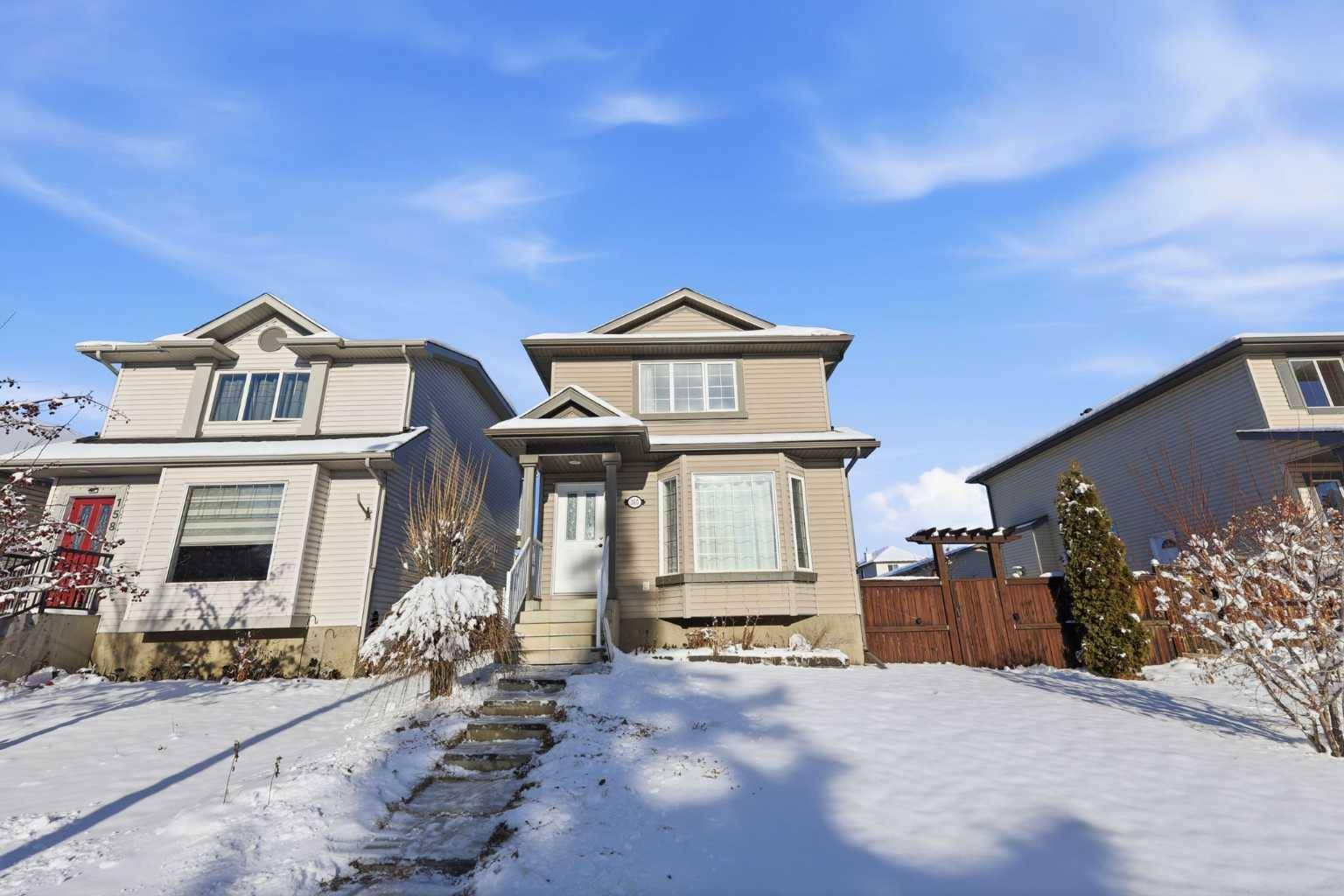 Calgary, AB T3J 5G3,160 Taradale DR NE