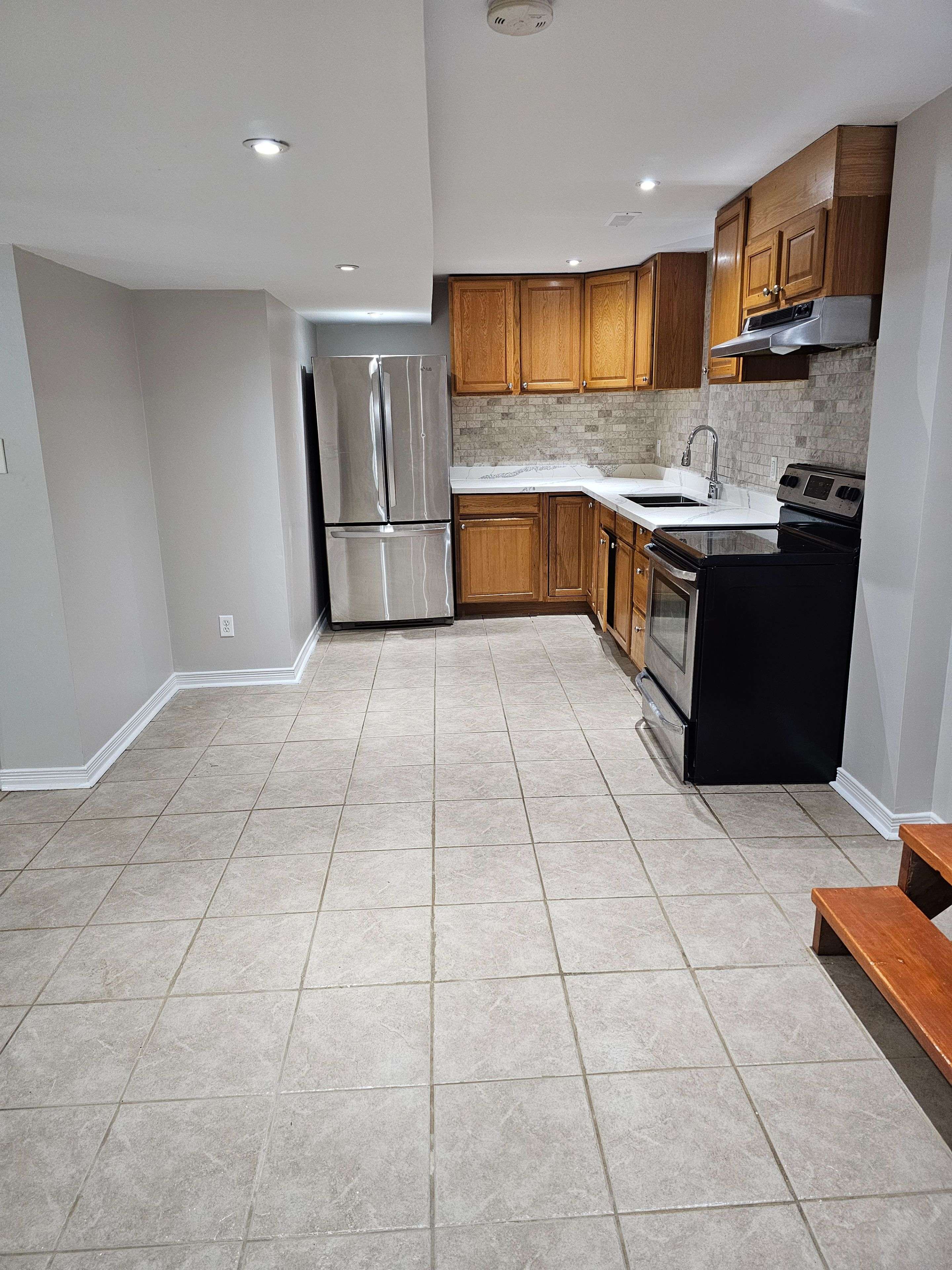 Brampton, ON L7A 3S7,345 Queen Mary DR