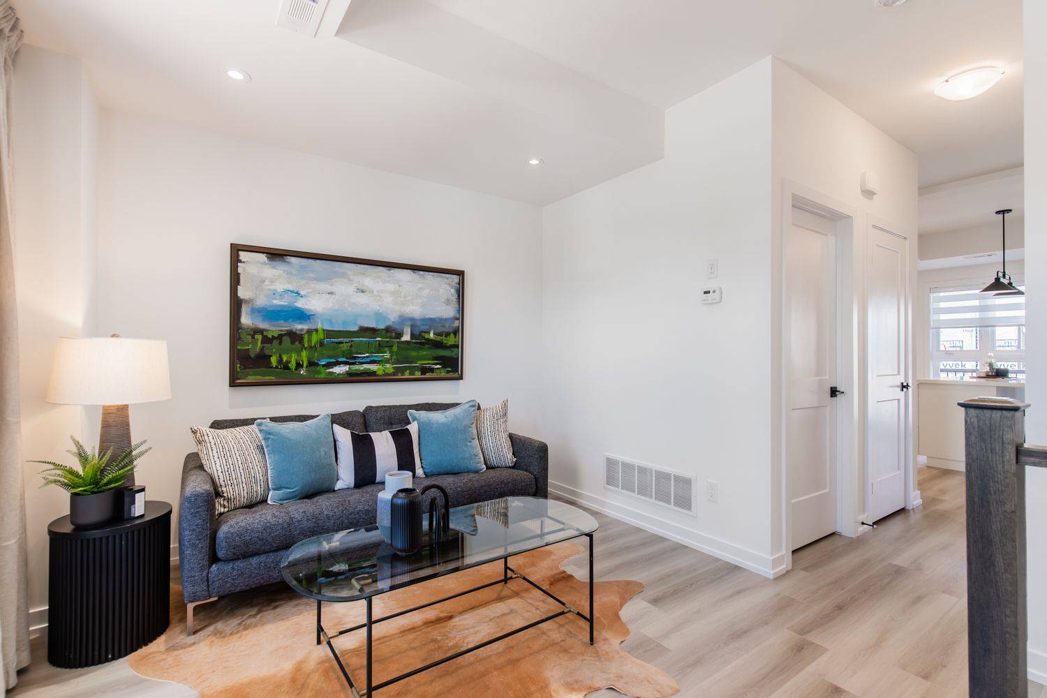 Hamilton, ON L8B 2A9,70 Kenesky DR #13