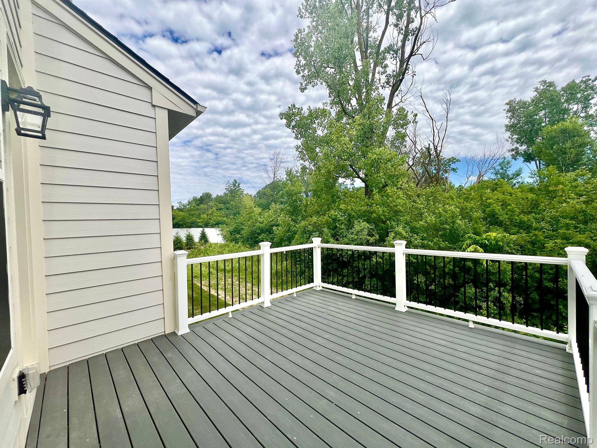 Ann Arbor, MI 48105,3364 ROSEFORD BLVD