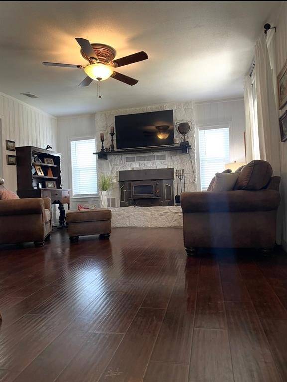 Weatherford, TX 76086,208 W 7th Street W