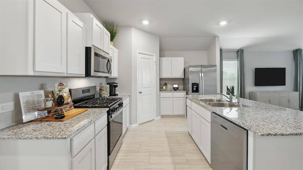 Denton, TX 76249,5404 FLANNEL Lane