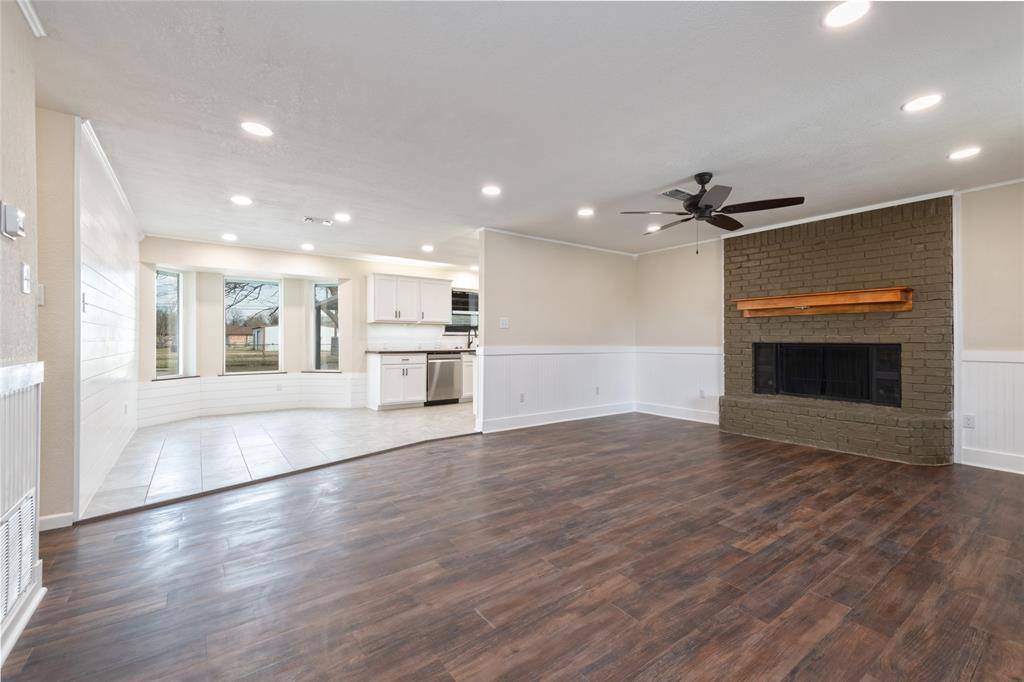 Clyde, TX 79510,214 Sandy Lane