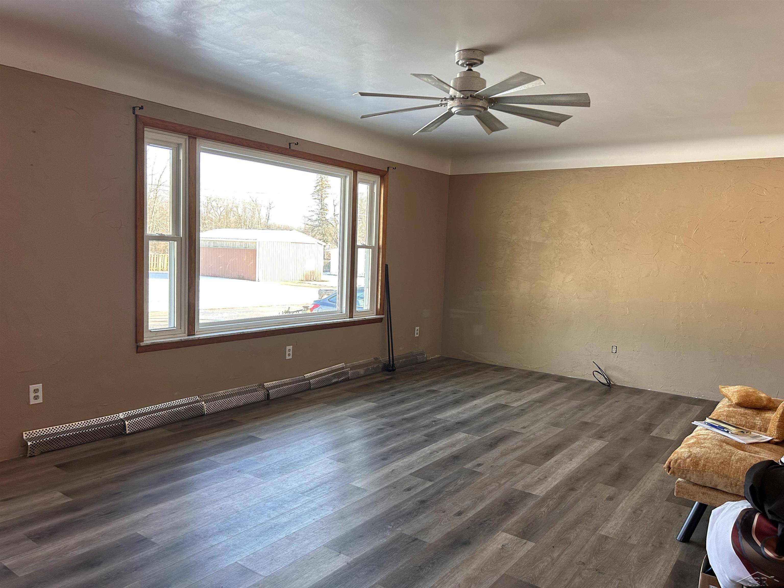 Pinconning, MI 48650,315 Blondin ST