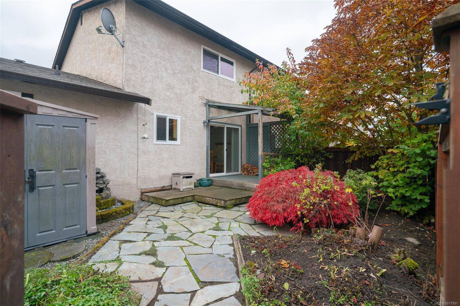 Duncan, BC V9L 2M9,1090 Marchmont Rd #7