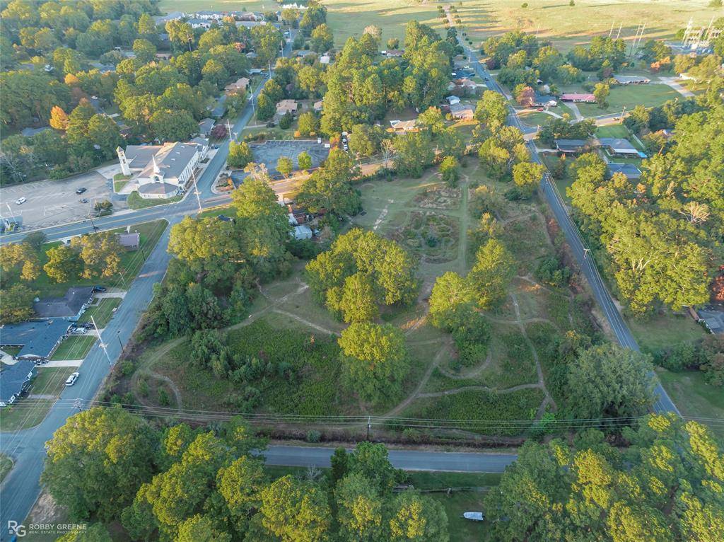 Minden, LA 71055,0 E Todd