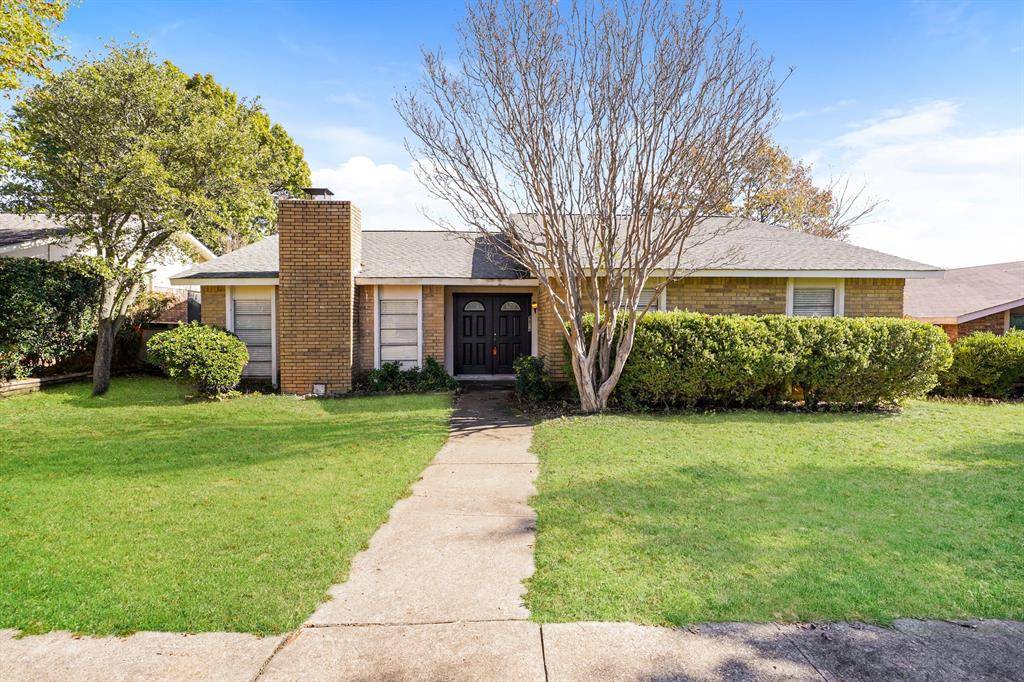 Dallas, TX 75249,9814 Emory Oak Circle
