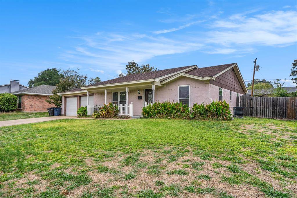 Fort Worth, TX 76133,3416 Denbury Drive