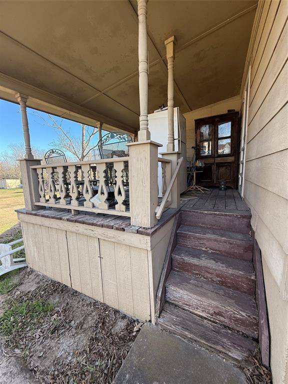 Hamilton, TX 76531,609 E Henry