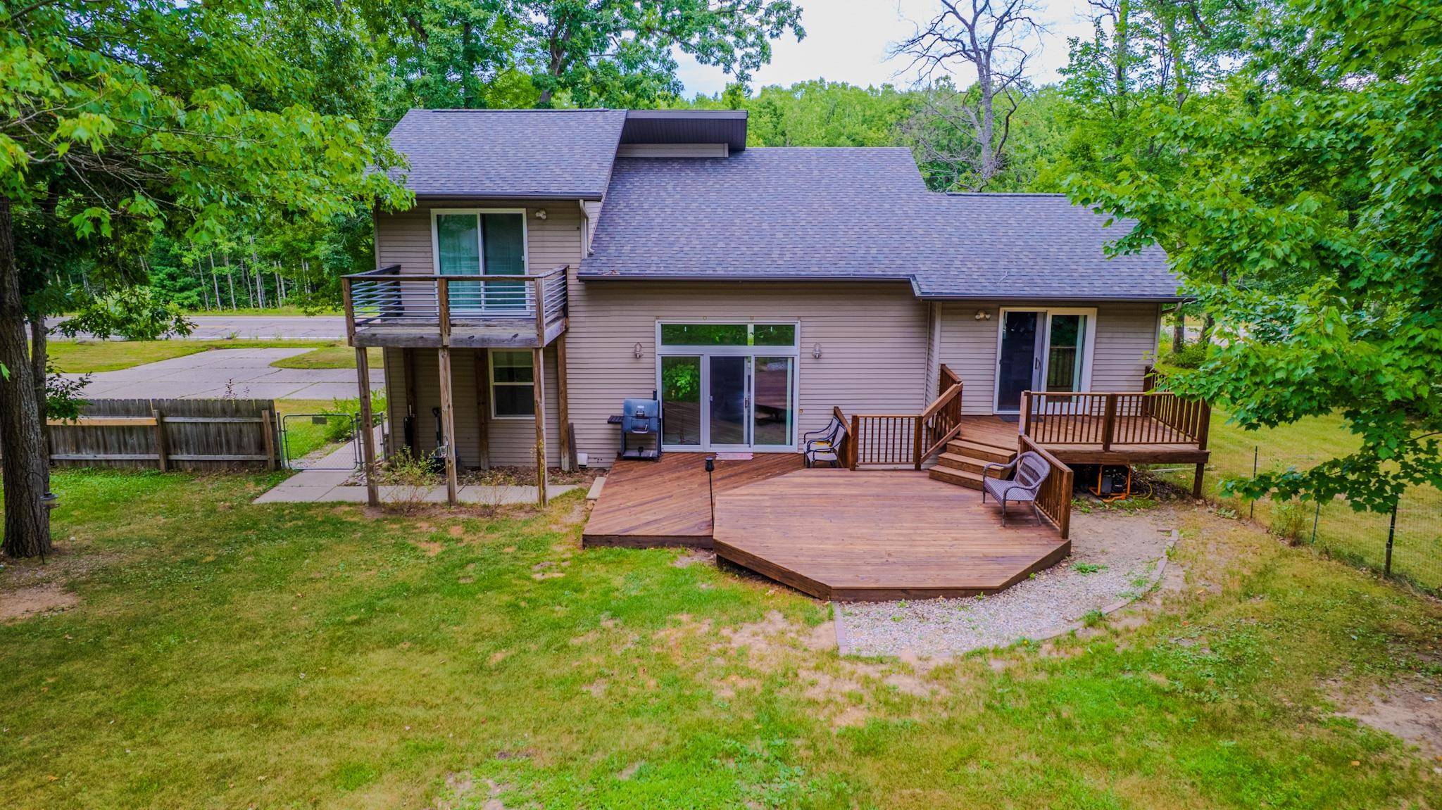 Roscommon, MI 48653,1825 W Sunset DR