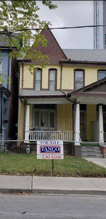 Toronto C01, ON M5T 2B4,170 Huron ST