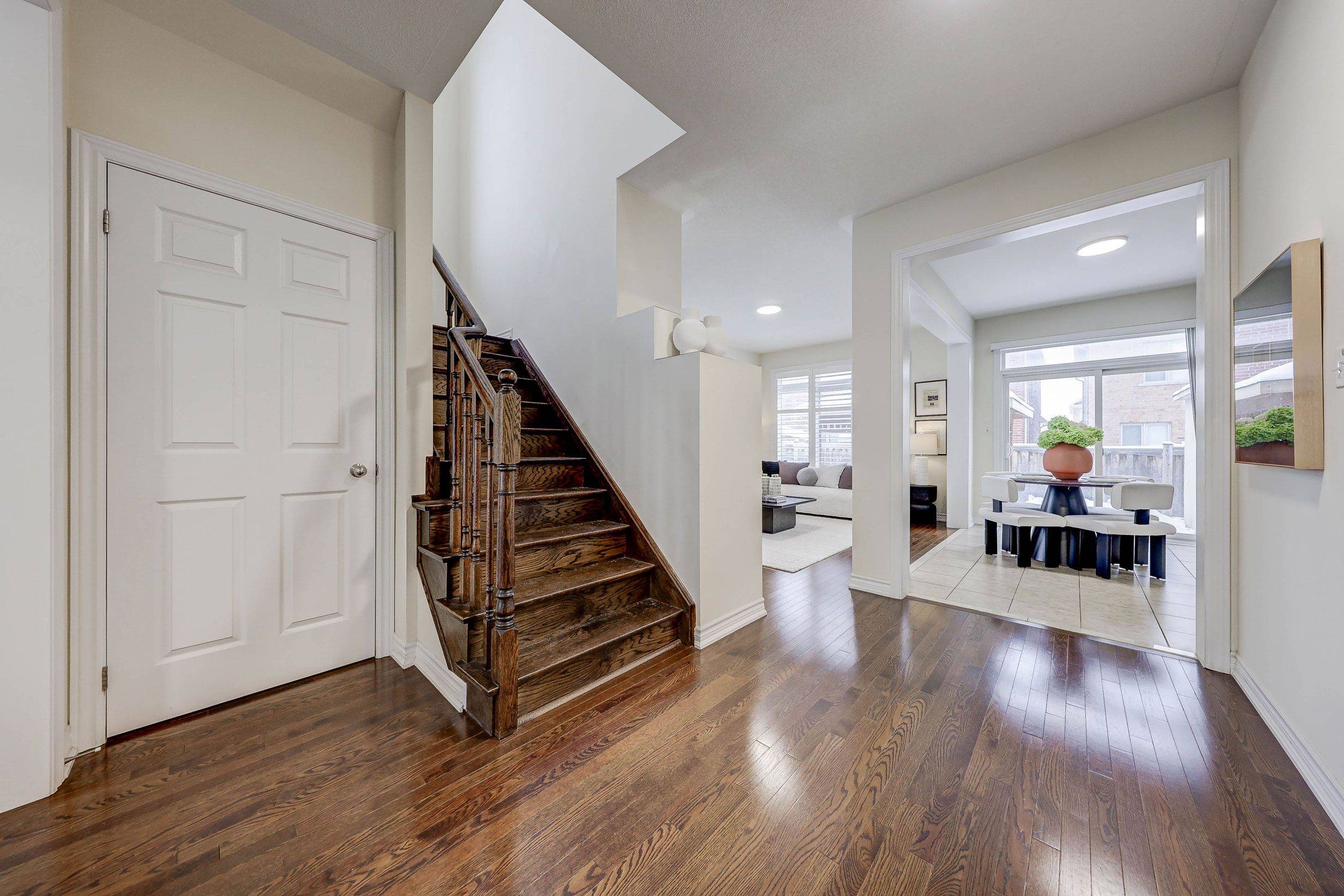 Markham, ON L6E 0J9,2 James Parrott AVE