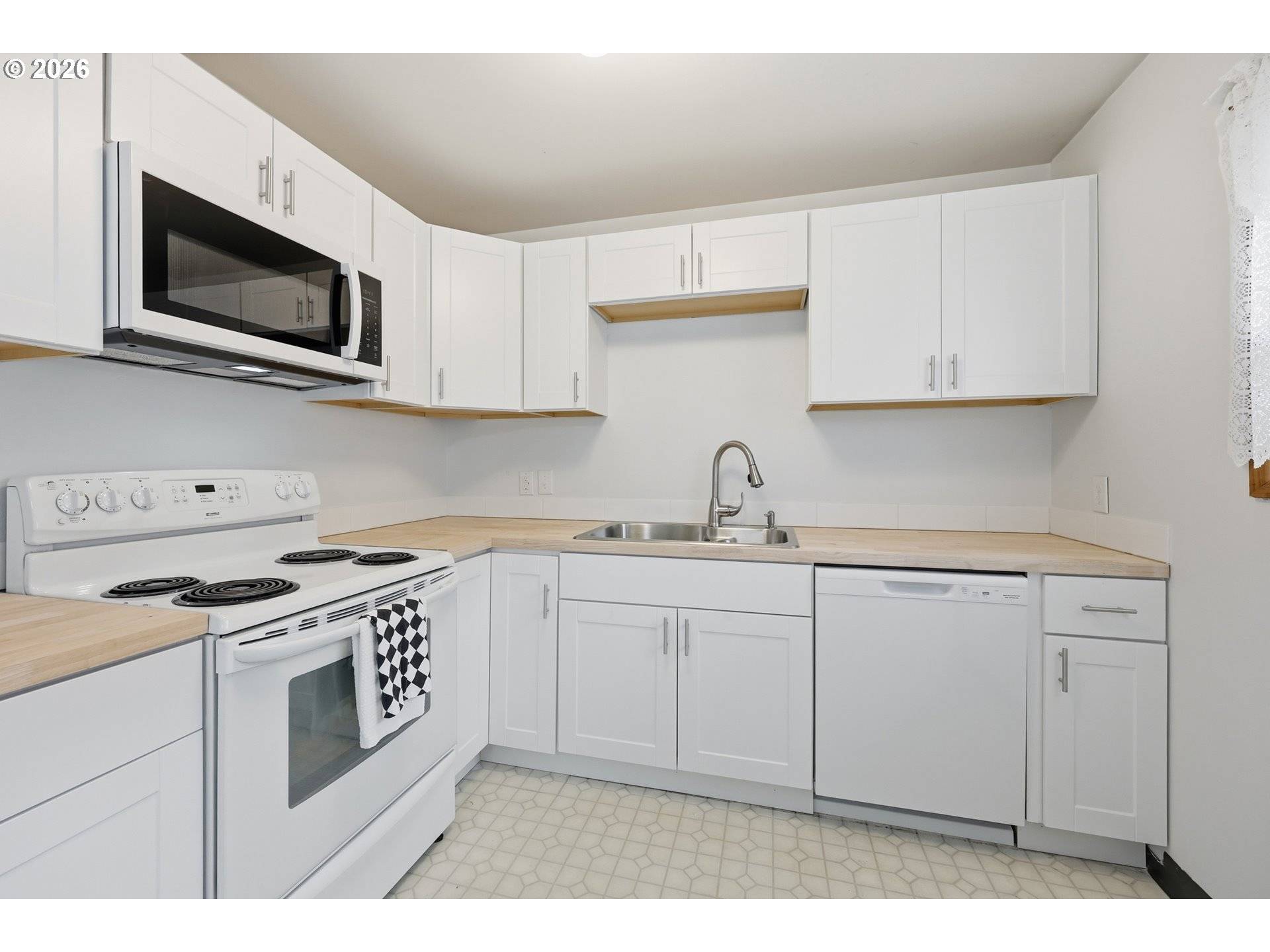 Portland, OR 97266,12130 SE REEDWAY ST