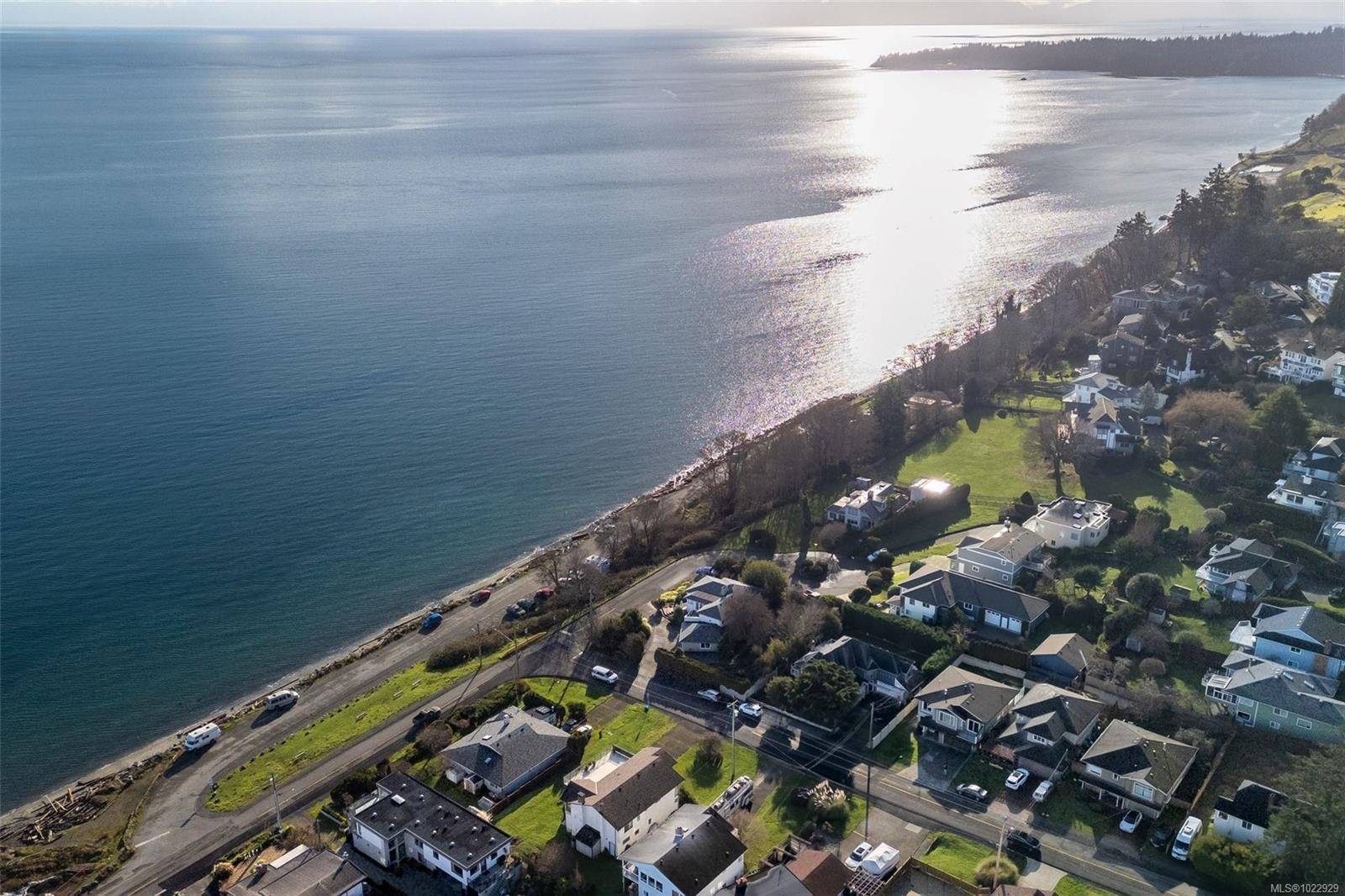 Colwood, BC V9C 3T4,83 Milburn Dr