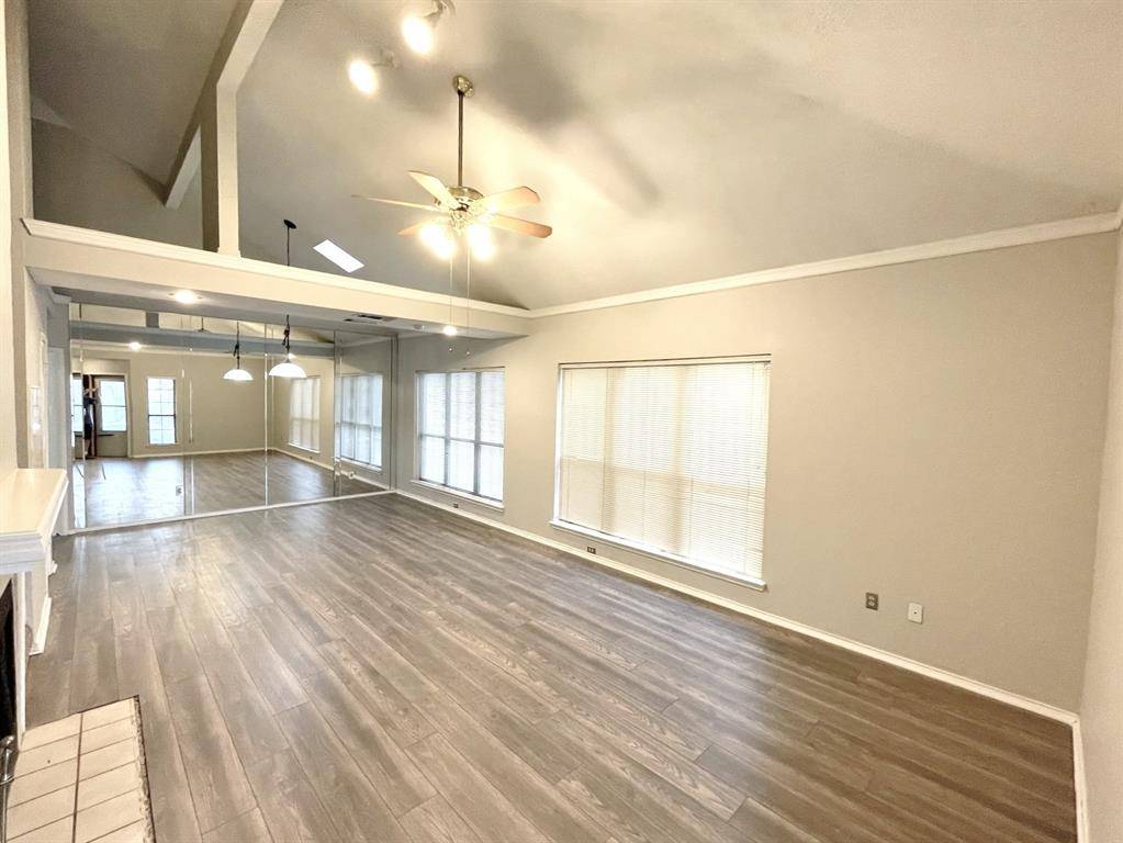 Carrollton, TX 75007,2919 Sunset Point Lane