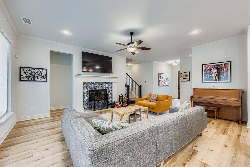 Midlothian, TX 76065,637 Summer Grove Drive