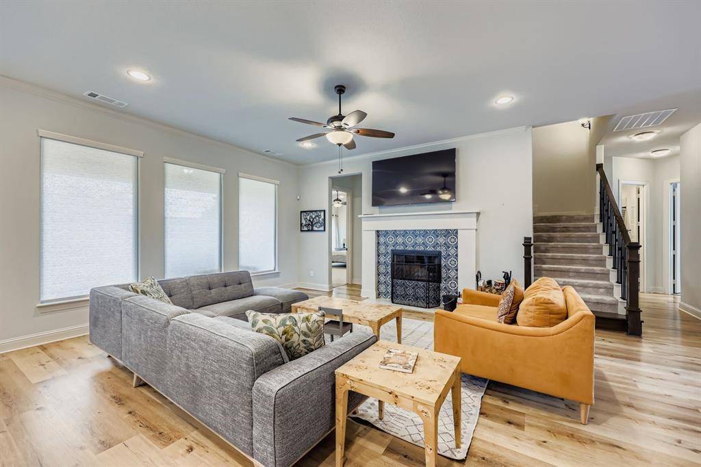 Midlothian, TX 76065,637 Summer Grove Drive