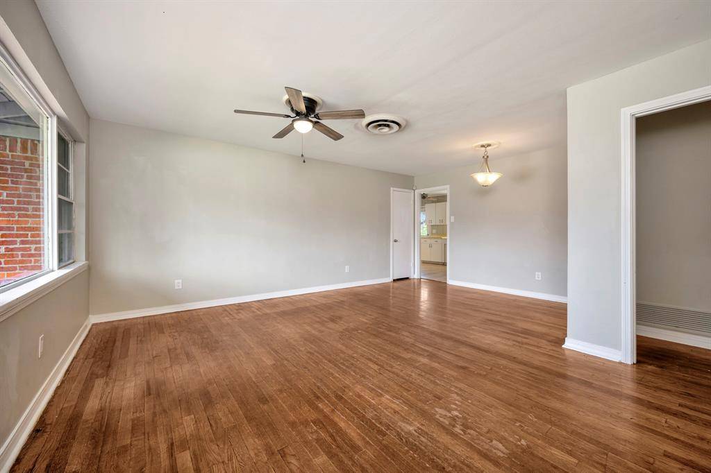 Fort Worth, TX 76110,2509 Wayside Avenue