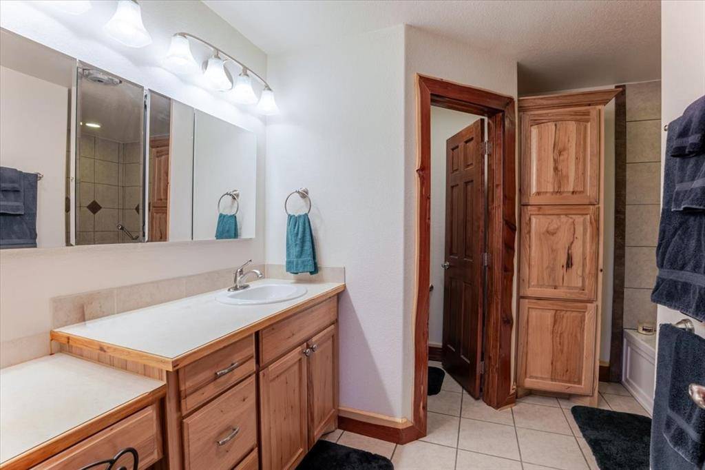 Cisco, TX 76437,2117 Hwy 6