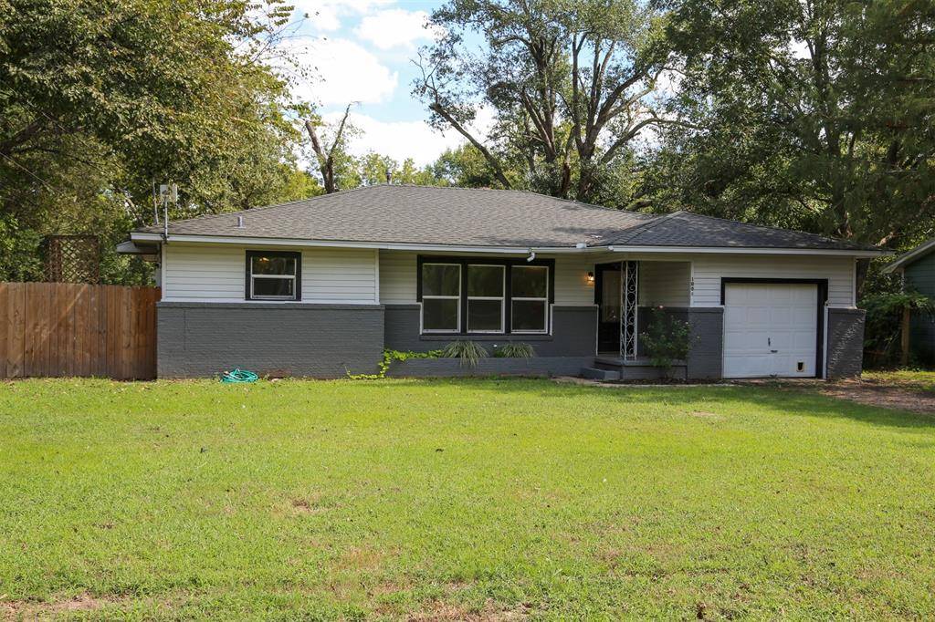 Canton, TX 75103,1004 Pecan Street