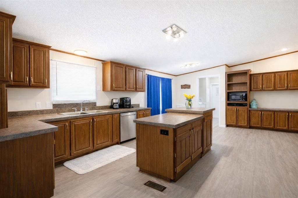 Granbury, TX 76048,6013 Idaho Trail