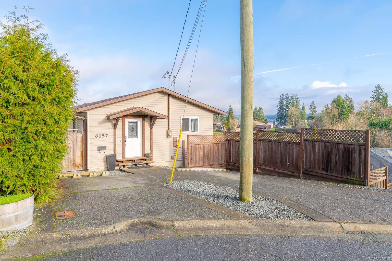 Duncan, BC V9L 2G3,6157 Lakeview Dr