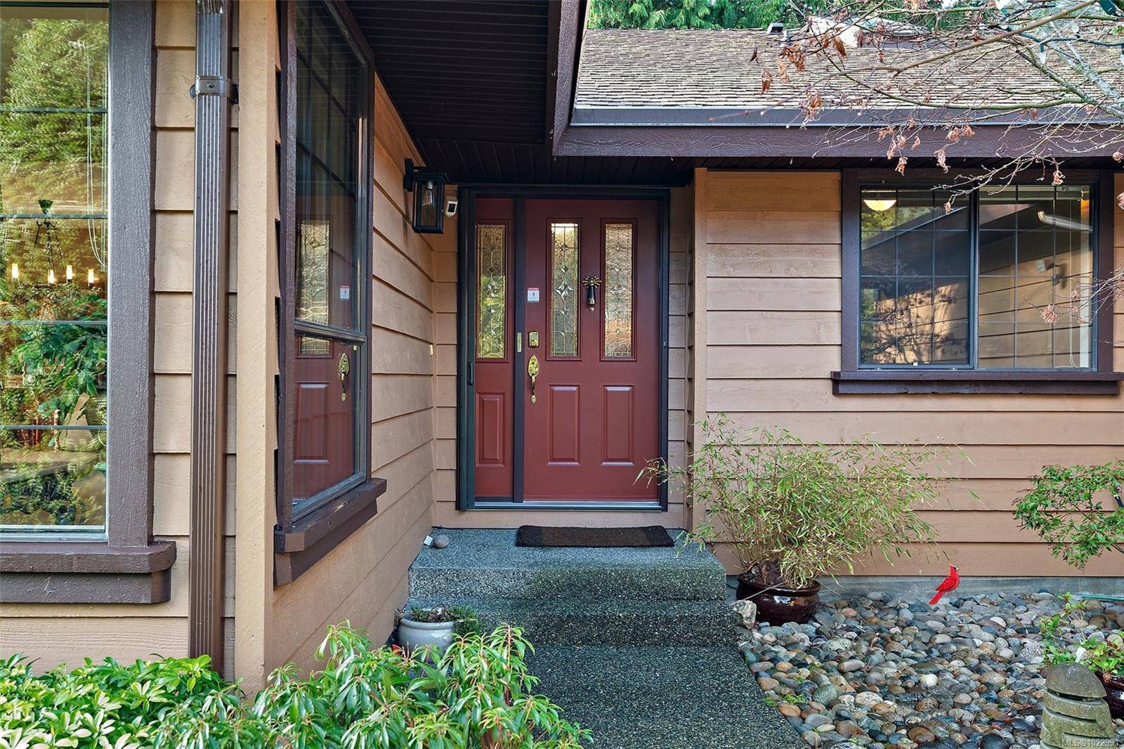 North Saanich, BC V8L 5C4,8586 Kingcome Cres