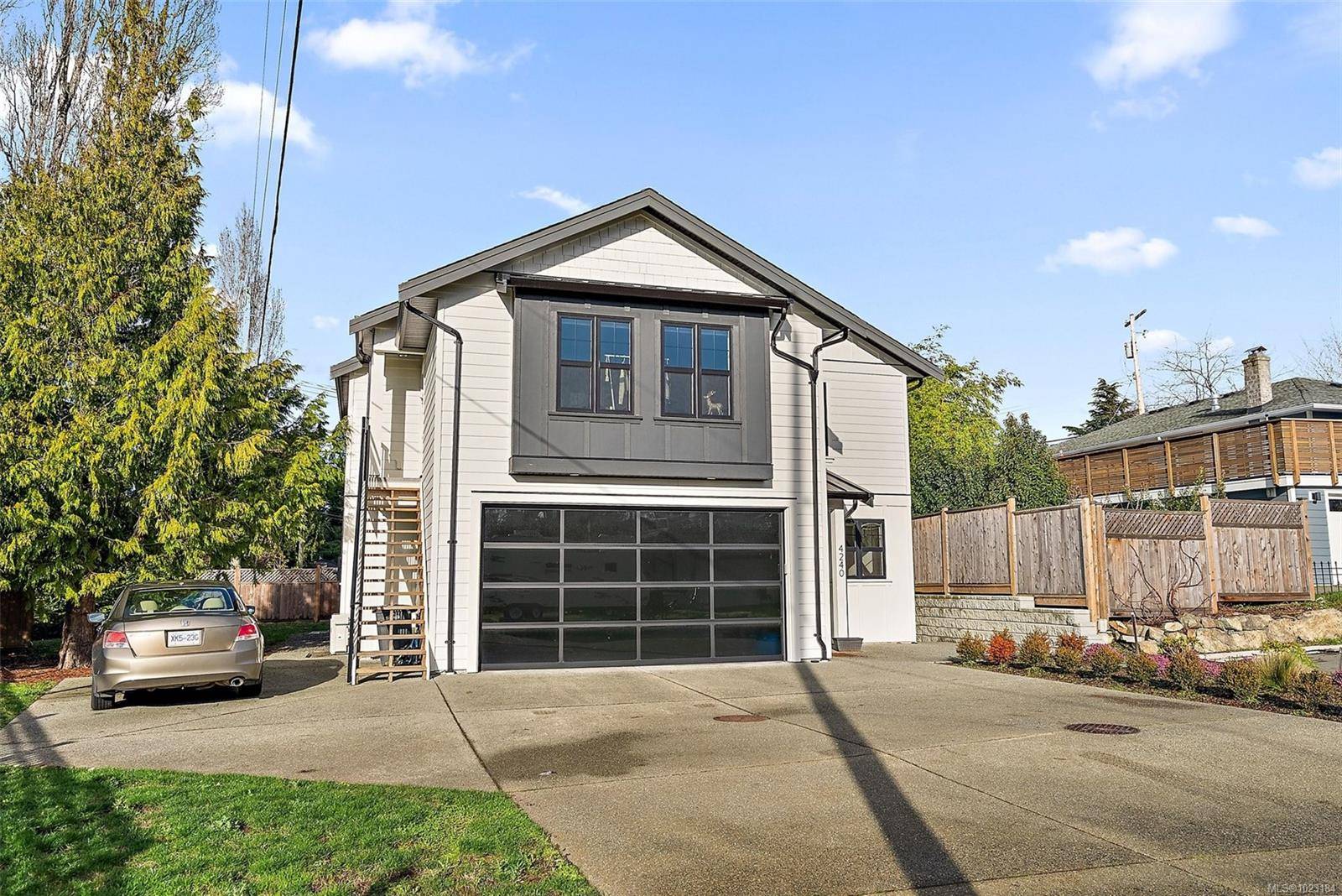 Saanich, BC V8Z 4Y8,4240 Springridge Cres