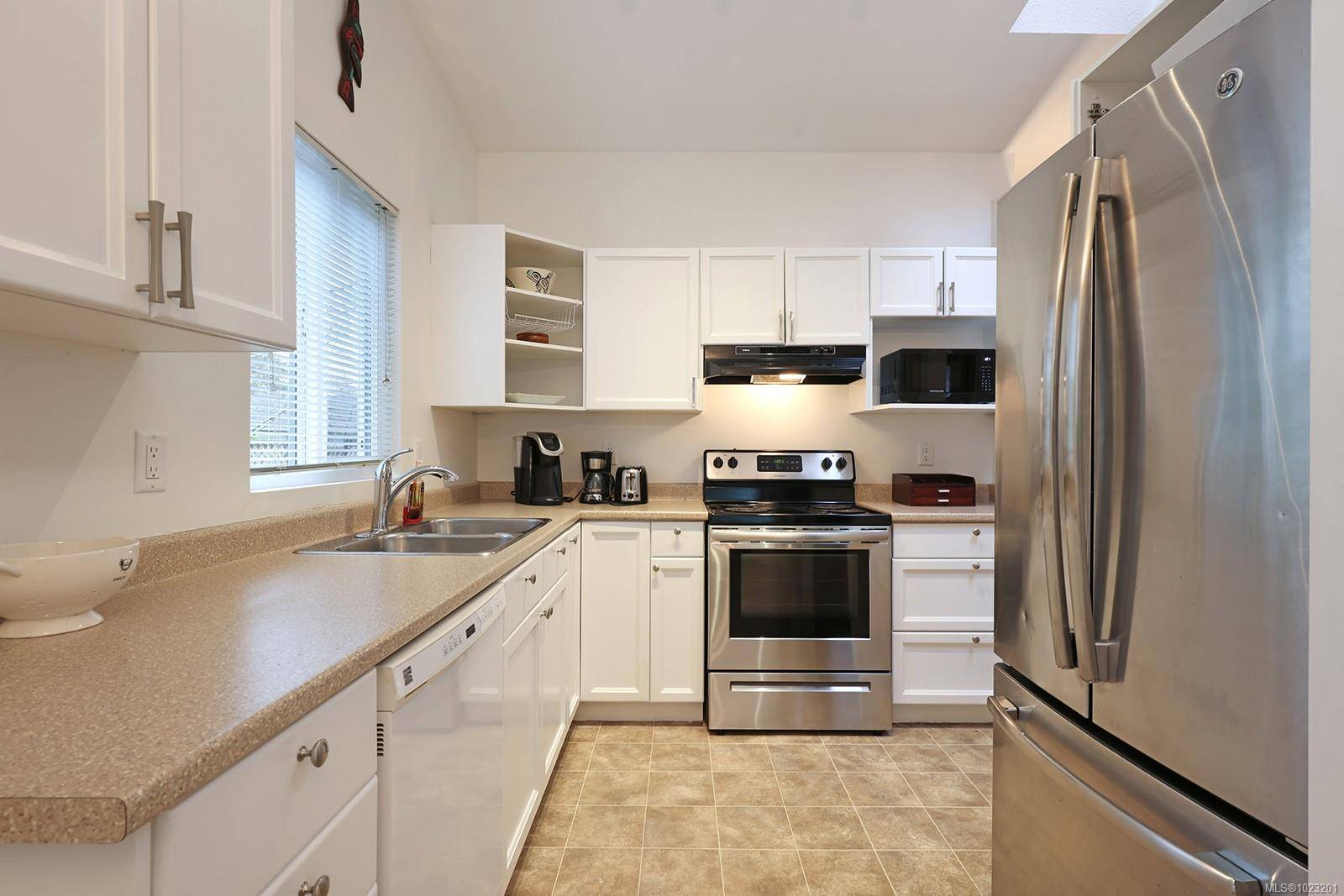 Courtenay, BC V9N 8A5,274 Nim Nim Pl #A