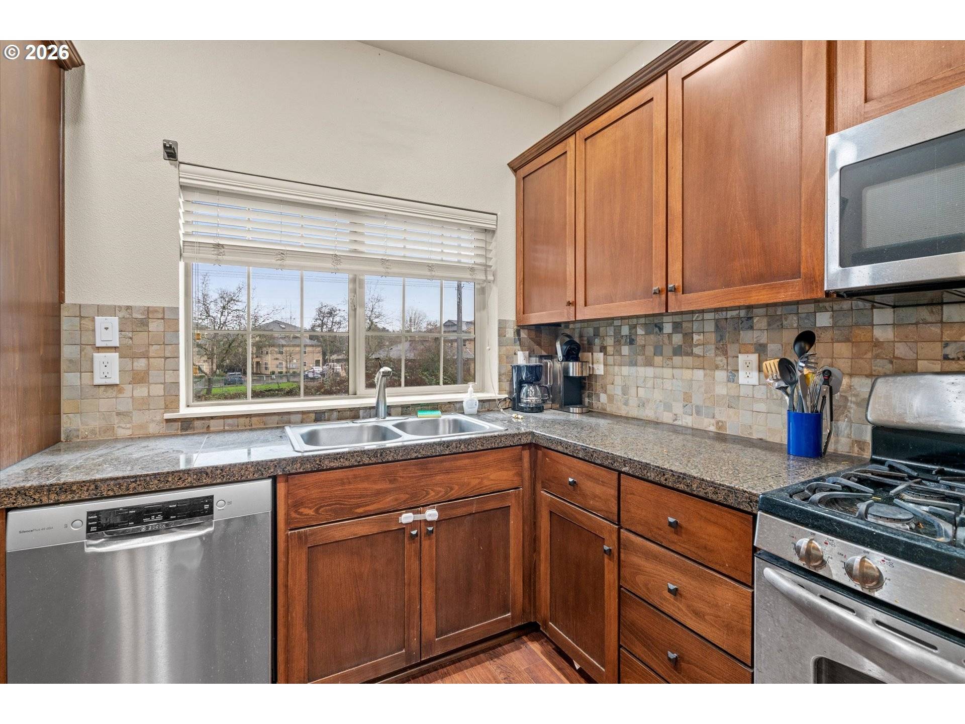 Hillsboro, OR 97006,8648 NE DELAMERE WAY