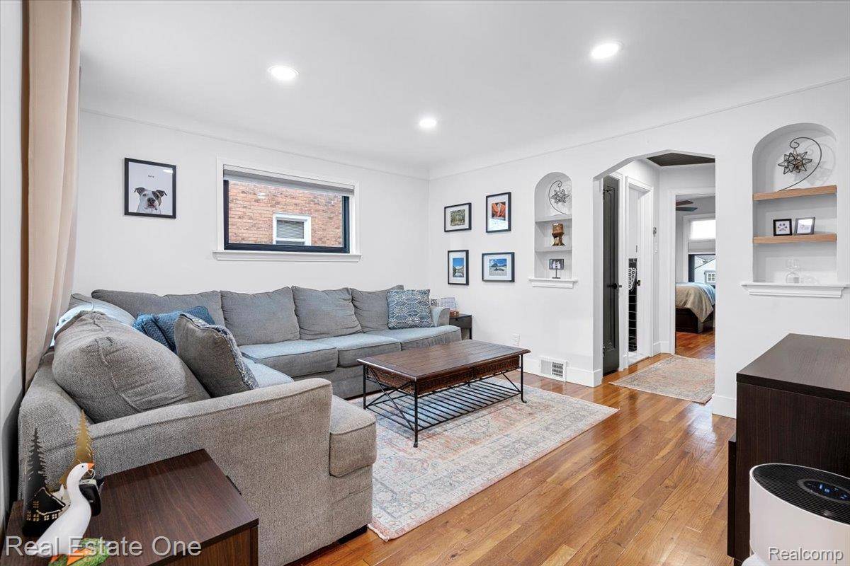 Allen Park, MI 48101,14826 Dasher AVE