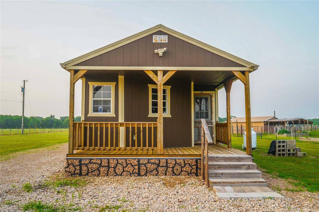 386 N Rock Creek Road, Waco, TX 76708