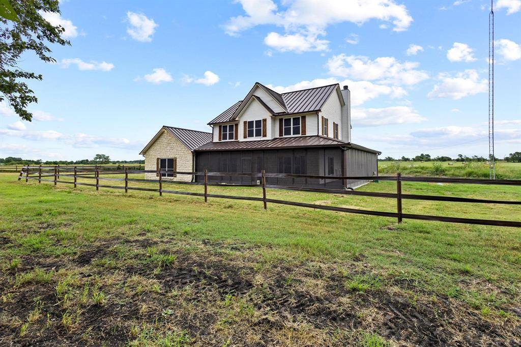 Wolfe City, TX 75496,2972 County Road 4826