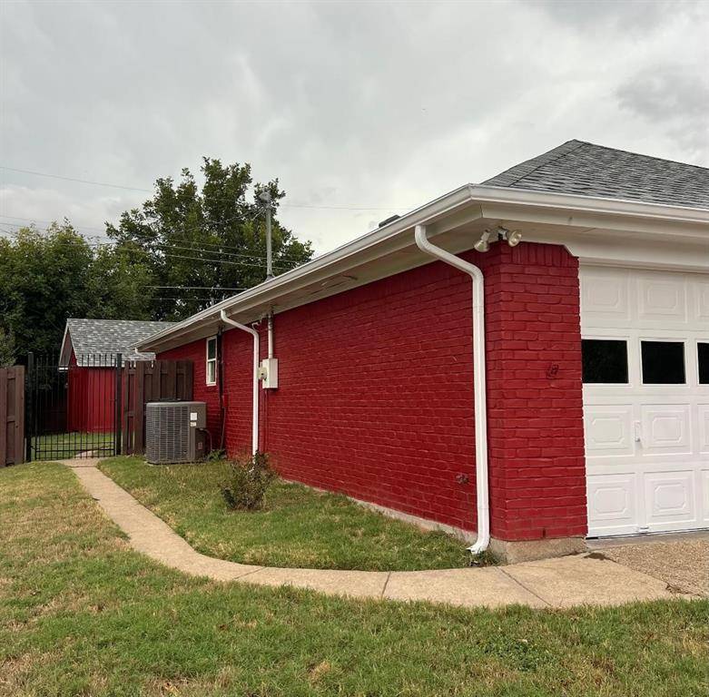 Cleburne, TX 76033,1500 Hyde Park Boulevard