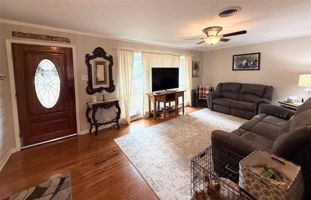 Groesbeck, TX 76642,112 Meadow Lane