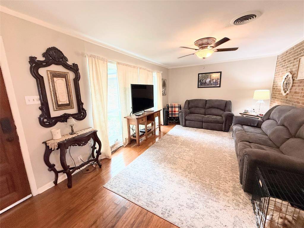 Groesbeck, TX 76642,112 Meadow Lane