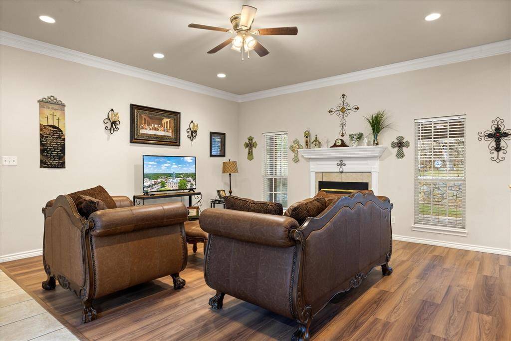 Glen Rose, TX 76043,119 Spanish Oaks Trail